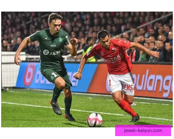 西甲埃斯帕尼奥尔足球俱乐部状态回暖，备受关注的赛季表现逐渐提升