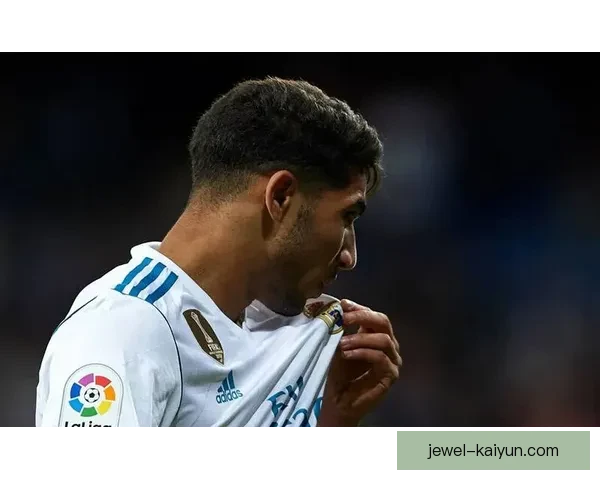 阿什拉夫在皇马青训出道后的表现持续提升，值得关注。